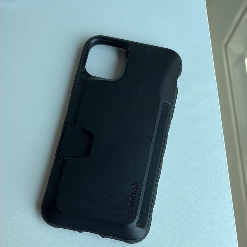 Smartish Black iPhone 11 Wallet Case